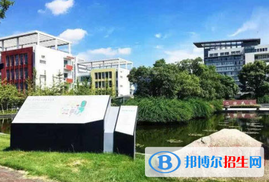 浙江經濟職業(yè)技術學院是幾專