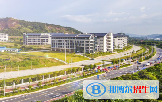 廣州民航職業(yè)技術(shù)學(xué)院2020年報(bào)名條件、招生要求、招生對(duì)象