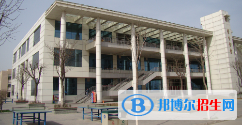咸陽職業(yè)技術學院2020年招生辦聯(lián)系電話