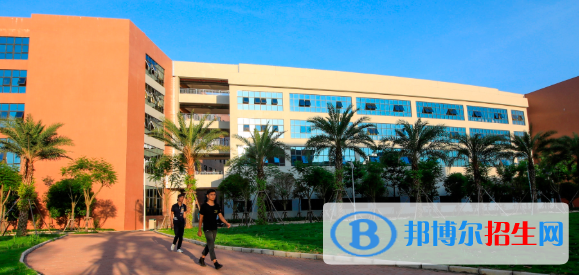 柳州職業(yè)技術(shù)學(xué)院2020年報名條件、招生要求、招生對象