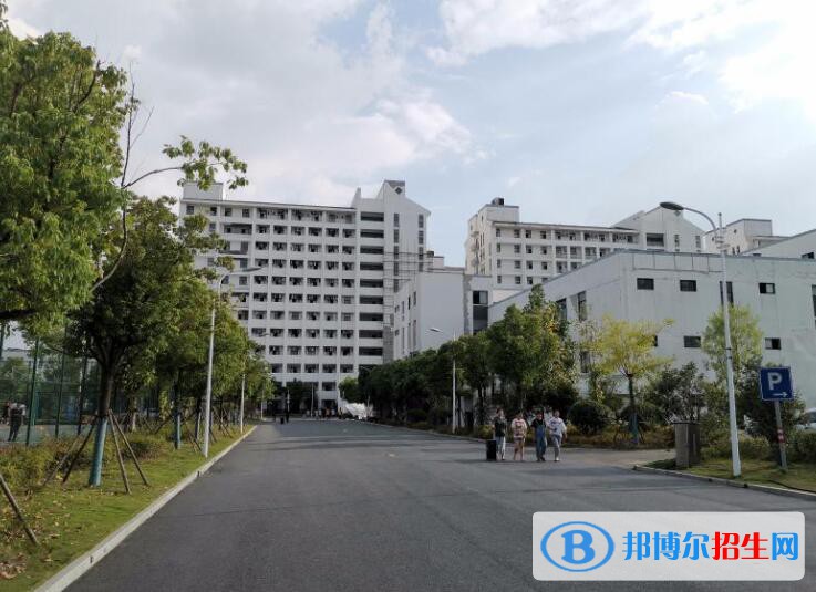 合肥經(jīng)貿(mào)旅游學校怎么樣、好不好