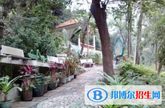 廣州市穗華職業(yè)技術(shù)學校2020年宿舍條件
