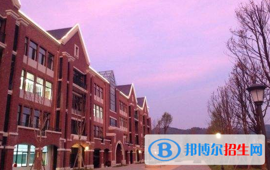 貴陽樂灣國際學校初中部怎么樣、好不好