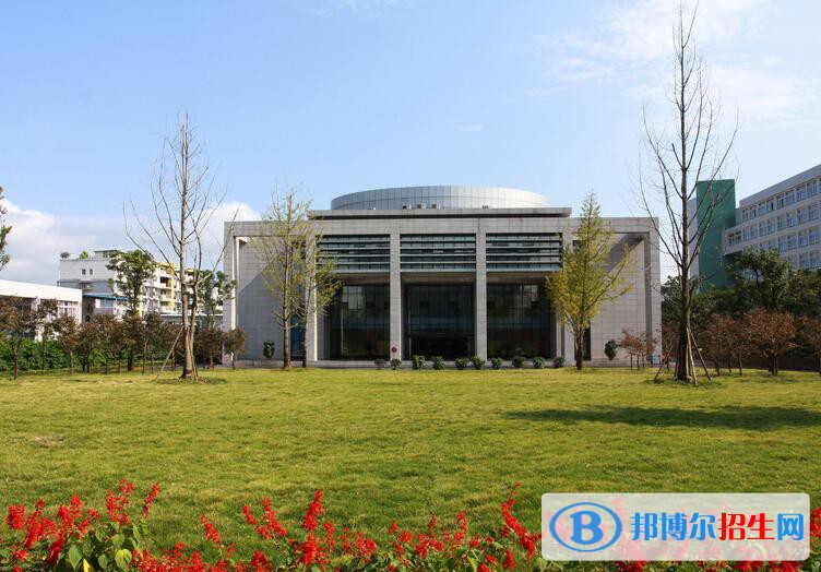 重慶三峽醫(yī)藥高等?？茖W(xué)校2020年招生辦聯(lián)系電話