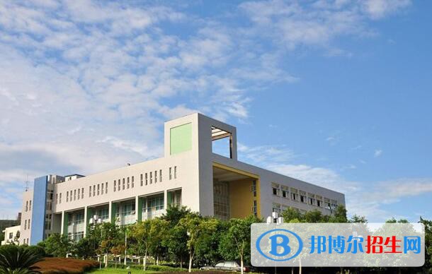 重慶三峽醫(yī)藥高等?？茖W校網站網址