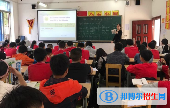 南昌現(xiàn)代外國(guó)語(yǔ)學(xué)校初中部怎么樣、好不好