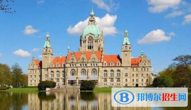 西安漢諾威國際學(xué)校初中部2020年學(xué)費、收費多少
