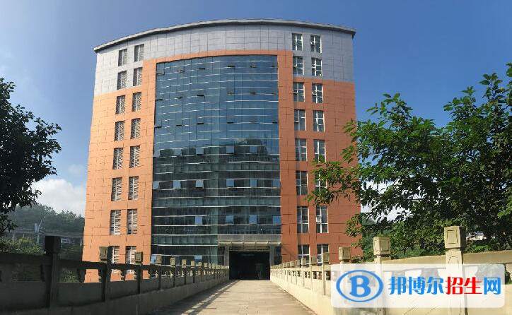 重慶科創(chuàng)職業(yè)學院怎么樣、好不好