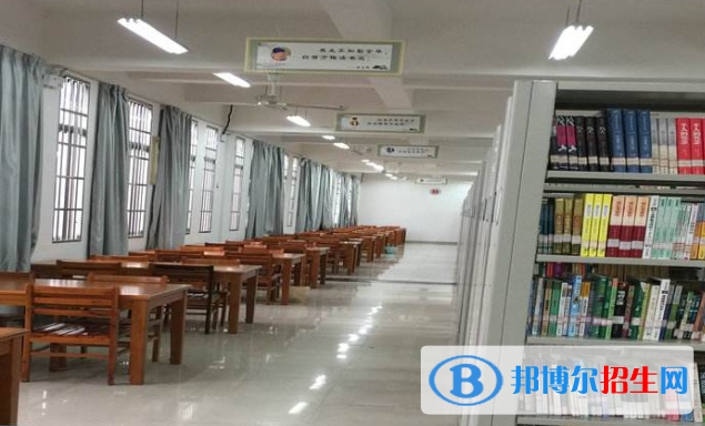 江西傳媒職業(yè)學(xué)院地址在哪里