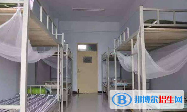 現(xiàn)在每個(gè)地方的高中學(xué)校都是比較多的，