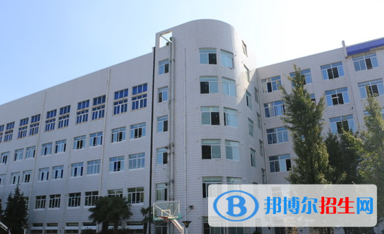 長(zhǎng)沙麓山國(guó)際實(shí)驗(yàn)學(xué)校初中部2020年學(xué)費(fèi)、收費(fèi)多少