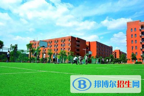 四川希望汽車職業(yè)學院地址在哪里
