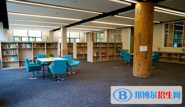 休寧晨山學(xué)校初中部2020年學(xué)費(fèi)、收費(fèi)多少