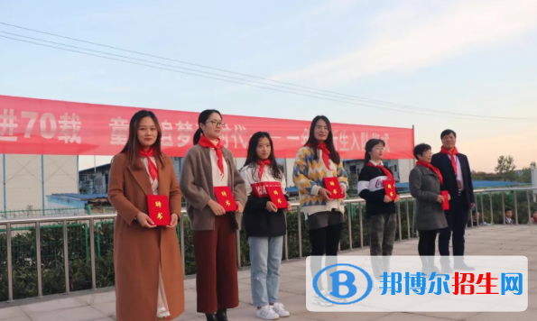 徐州華頓國際學(xué)校初中部怎么樣、好不好