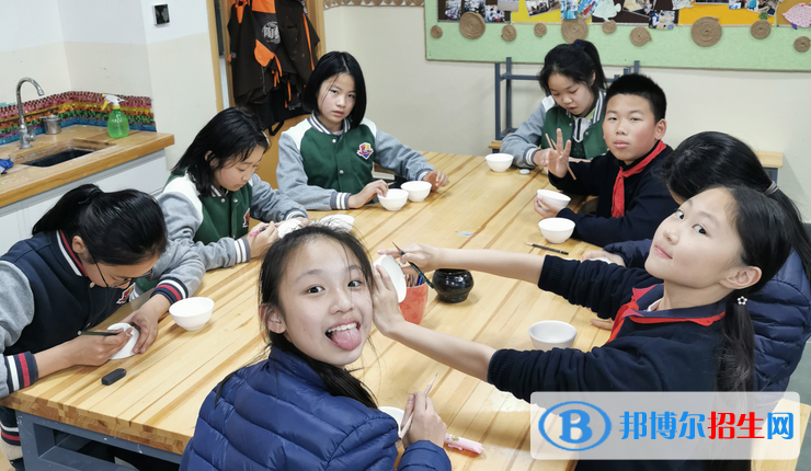 蘇州科技城外國(guó)語(yǔ)學(xué)校初中部2020年招生辦聯(lián)系電話(huà)