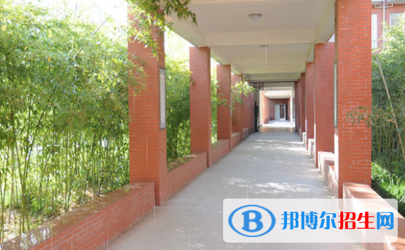 咸陽(yáng)實(shí)驗(yàn)中學(xué)怎么樣、好不好