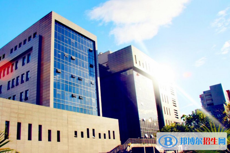 重慶工業(yè)職業(yè)技術(shù)學(xué)院2020年報(bào)名條件、招生要求、招生對(duì)象