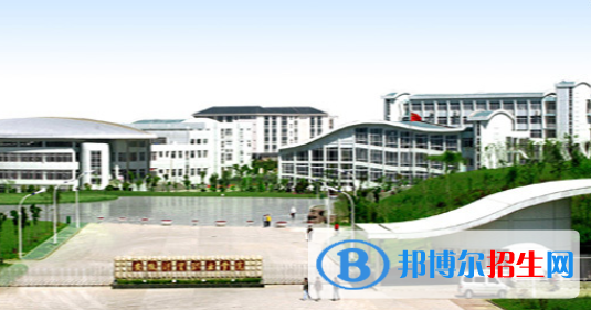 安徽財貿(mào)職業(yè)學(xué)院2020年學(xué)費、收費多少