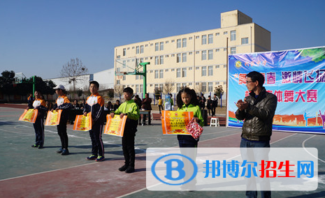 武功縣代家中學(xué)2020年報名條件、招生要求、招生對象