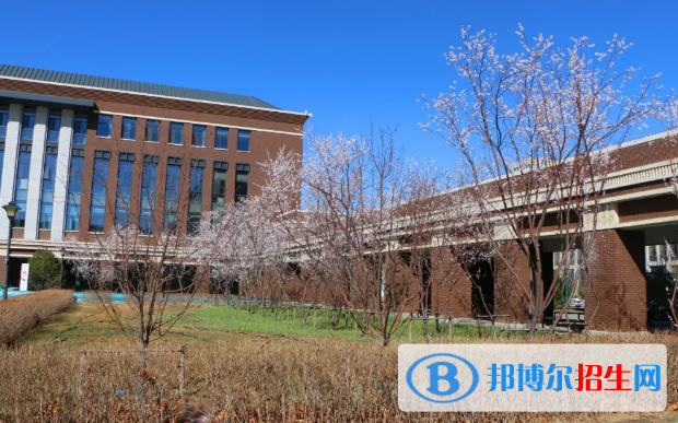 阜平縣職業(yè)技術教育中心2020年報名條件、招生要求、招生對象