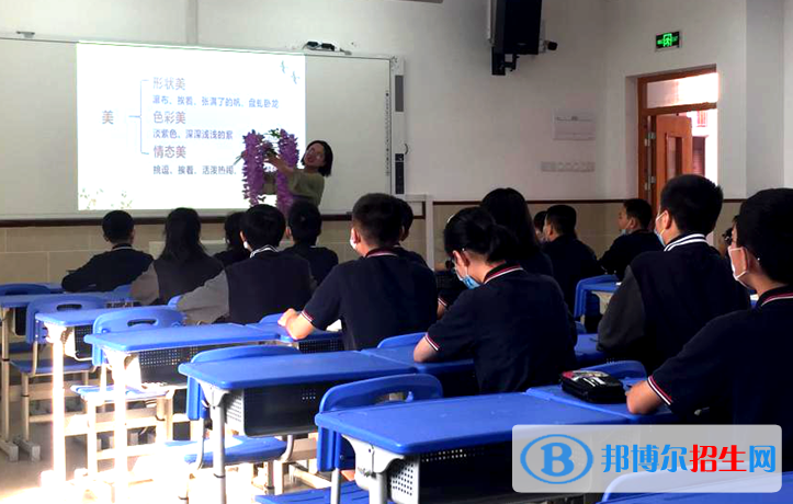 重慶史迪威外語學(xué)校初中部怎么樣、好不好