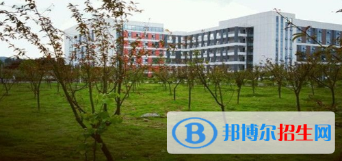 黔南民族幼兒師范高等?？茖W(xué)校五年制大專地址在哪里
