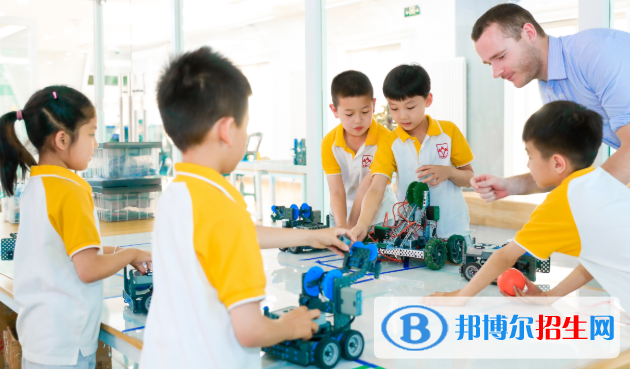 北京愛迪國際學(xué)校初中部怎么樣、好不好