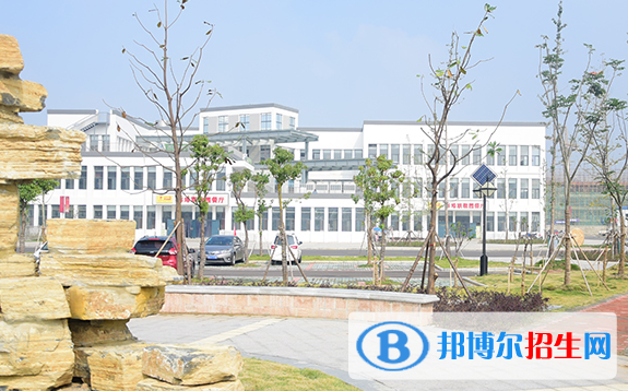 安徽蚌埠技師學(xué)院2020年學(xué)費(fèi)、收費(fèi)多少 