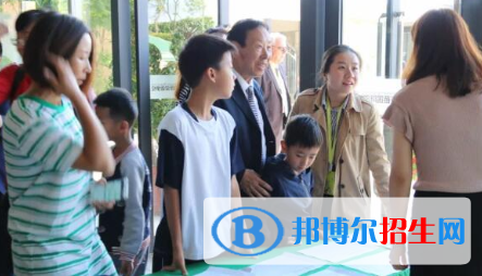 昆明呈貢青苗國際雙語學(xué)校小學(xué)部怎么樣、好不好