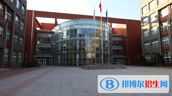 北京新英才國際學(xué)校小學(xué)部2023年學(xué)費(fèi)、收費(fèi)多少