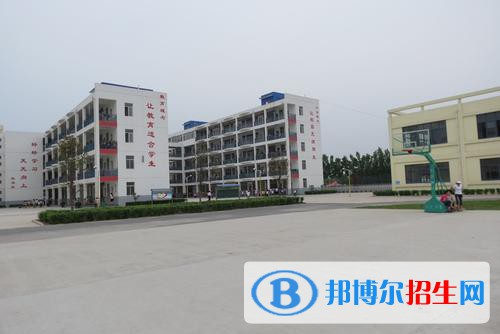 鄲城縣新城中等職業(yè)學校2021年招生辦聯(lián)系電話