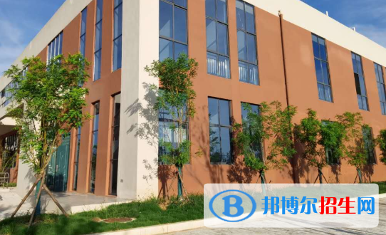 鷹潭職業(yè)技術(shù)學院地址在哪里