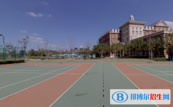 上?；蒽`頓國際學(xué)校小學(xué)部怎么樣、好不好