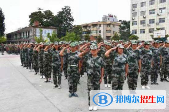 開封市中醫(yī)藥學(xué)校2021年報(bào)名條件、招生要求、招生對(duì)象