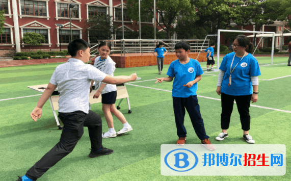 上海燎原雙語學(xué)校小學(xué)部2020年學(xué)費(fèi)、收費(fèi)多少
