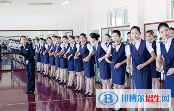 湖北2020年女生學航空服務學校