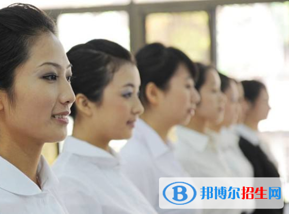 湖北2020年哪個(gè)大專學(xué)校的航空服務(wù)學(xué)校好