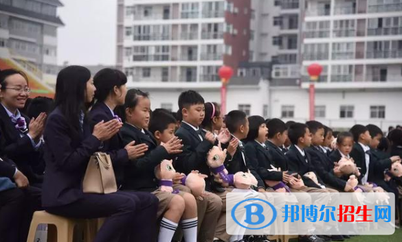漢中龍崗學(xué)校怎么樣、好不好
