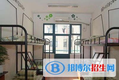 新縣職業(yè)高級(jí)中學(xué)2021年宿舍條件