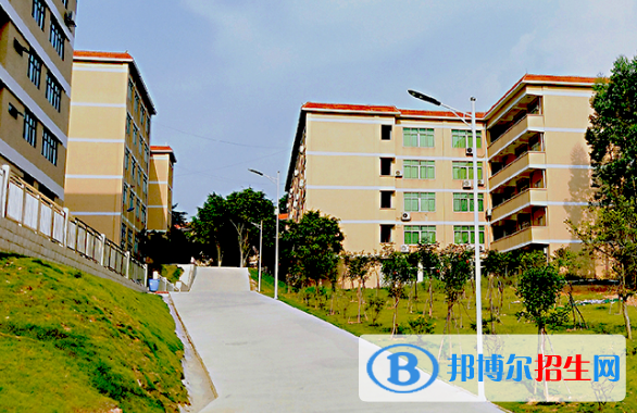 廣州東華職業(yè)學(xué)院2020年學(xué)費(fèi)、收費(fèi)多少