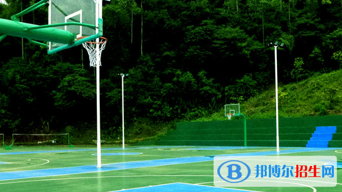 廣州東華職業(yè)學院2020年招生辦聯(lián)系電話