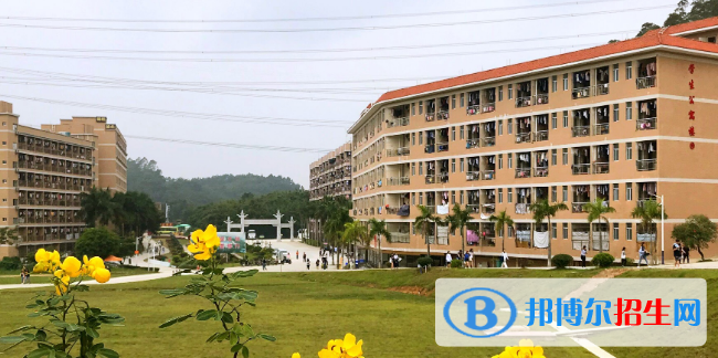 廣州東華職業(yè)學(xué)院怎么樣、好不好