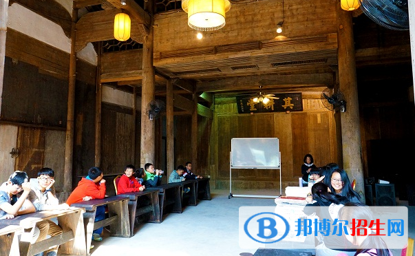 休寧晨山學校小學部地址在哪里