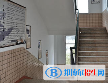南鄭縣高臺(tái)中學(xué)怎么樣、好不好