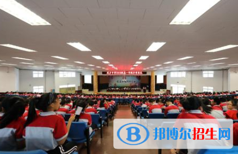 漢中武鄉(xiāng)中學(xué)2020年報(bào)名條件、招生要求、招生對(duì)象