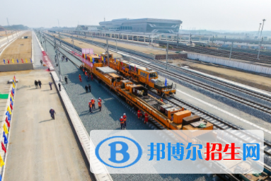 襄陽2020年鐵路學(xué)校學(xué)什么好有前途