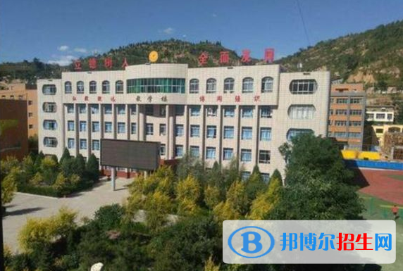 榆林子洲中學(xué)2020年報名條件、招生要求、招生對象