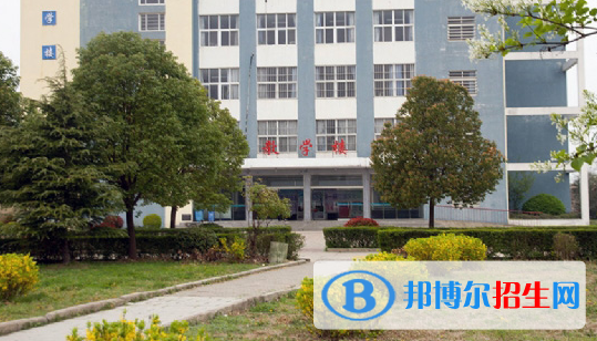 蚌埠經(jīng)濟技術(shù)職業(yè)學(xué)院2020年招生代碼 