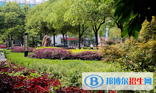 淮南職業(yè)技術(shù)學(xué)院2020年報名條件、招生要求、招生對象