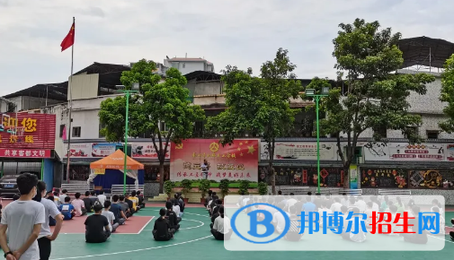 梅州機(jī)械技工學(xué)校2020年報(bào)名條件、招生要求、招生對(duì)象